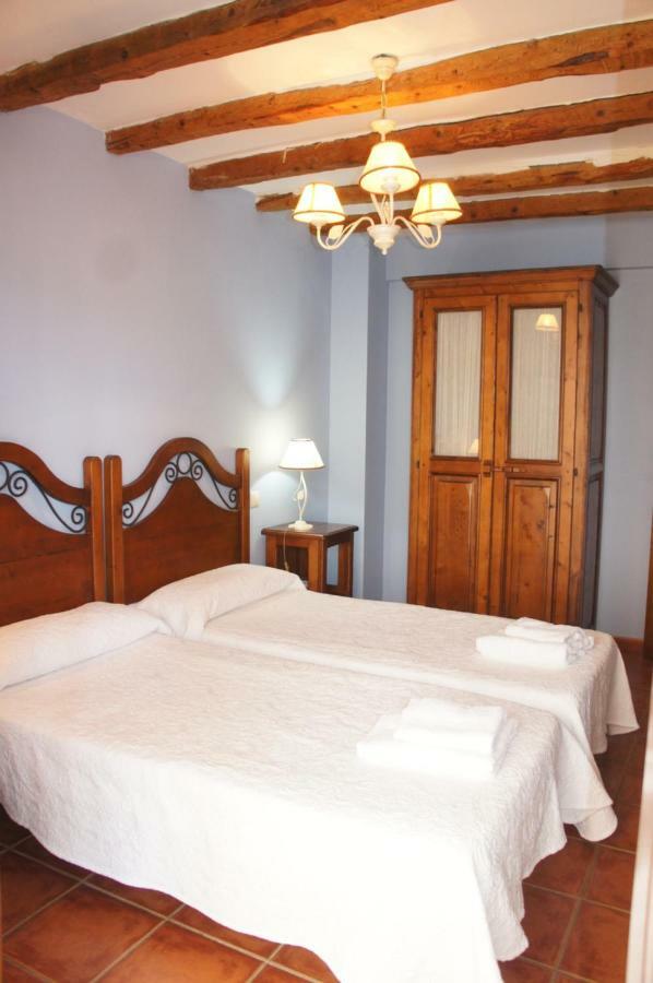 Standard King Room,852287117:JPEG